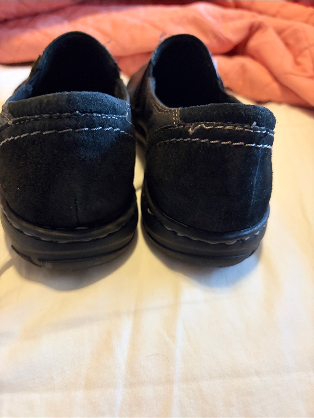 Earth Origins Black Leather Slip-On Women's Dress Shoes - Picture 2 of 7